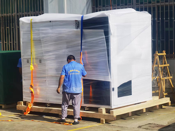 木箱包裝能夠有效地保護(hù)物品在運輸和倉儲過程中不受損壞